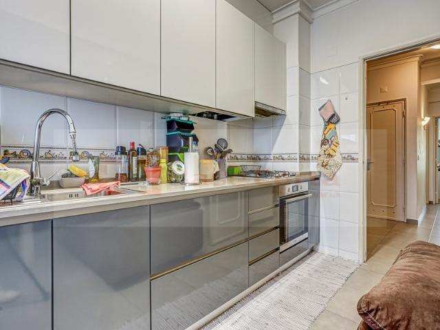 Forte da Casa T3, Totalmente Remodelado, Central, Boas áreas, Marquise, Arrecadação