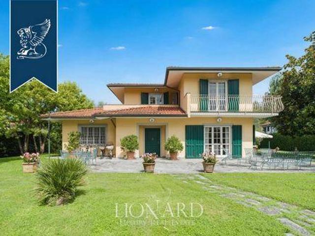 Forte dei Marmi Lucca 104439573