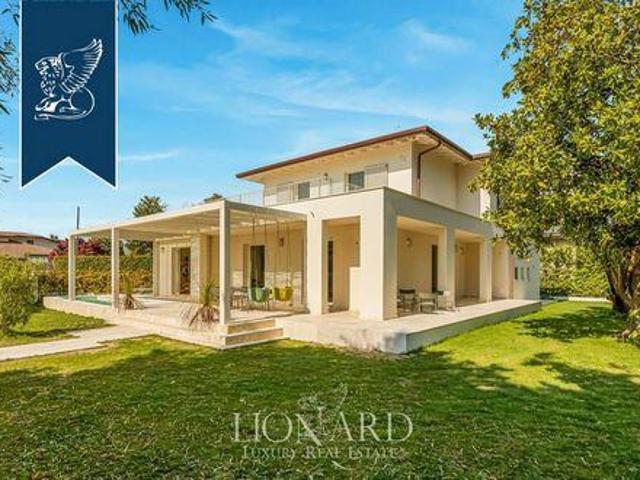 Forte dei Marmi Lucca 101490185