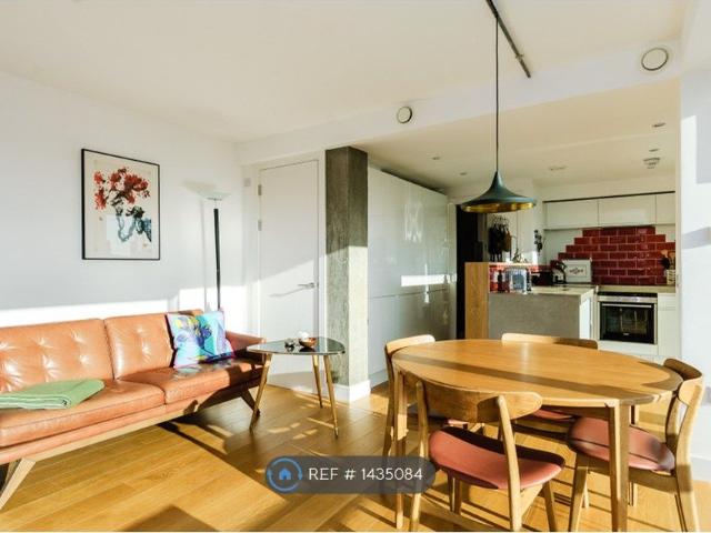 Fortescue Avenue, London E8, 2 bed flat to rent, £2,490 pcm | PrimeLocation