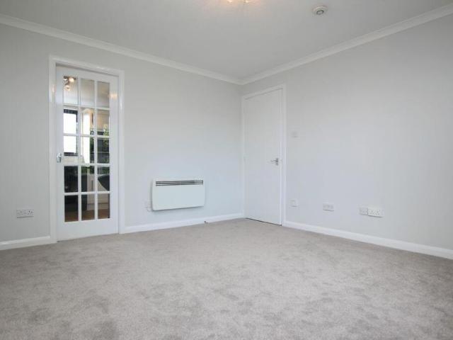 Forthview, Stirling, Riverside, FK8 1TZ