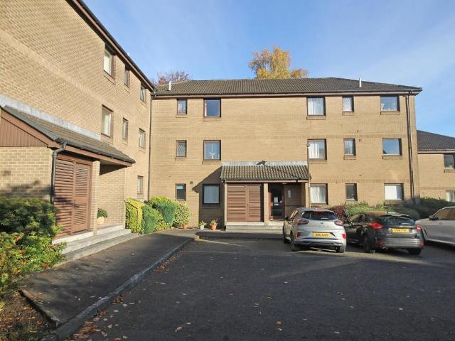 Forthview, Riverside, Stirling, FK8 2 bed flat to rent £1,100 pcm £254 pw