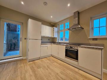Fortis Green N2, 1 bed flat to rent, £1,800 pcm | PrimeLocation