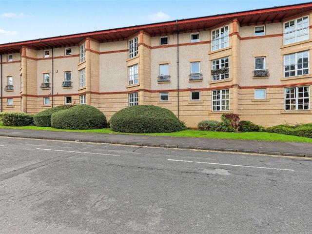 Fortuna Court, Falkirk, FK1 2 bed apartment to rent £895 pcm £207 pw