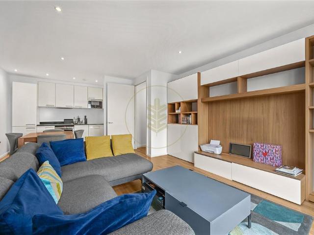 Fortune Green Road, West Hampstead, NW6 2 bed apartment to rent £3,033 pcm £700 pw