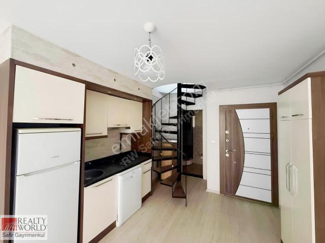 Forum Çamlık Yakını Eşyalı 2+1 Çatı Dubleks Kiralık Daire