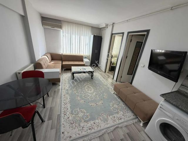 Forum Çamlık Avm Yakını Ara Kat Klimalı Aile Binasında Kiralık !