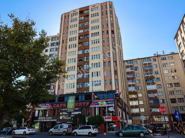 Forum Avm Yanında Aidatsız Asansörlü Kombili Satılık 3+1 Daire