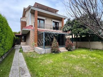 Forum Bornova Yakını Kiralık 4+1 Villa Temiz Geniş Ve Lüks Yaşam