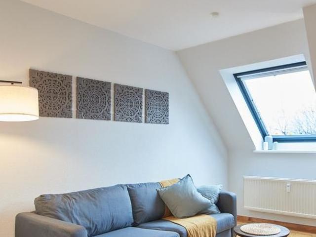 For companies and expats* In 2024 renovated and new furnished flat in Hamburg Altona