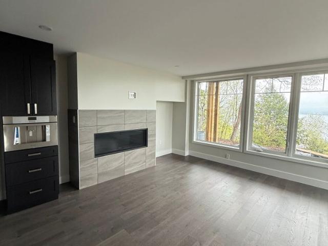 For Lease 3 Tree Tops Lane Unit# 104, Huntsville, Ontario
