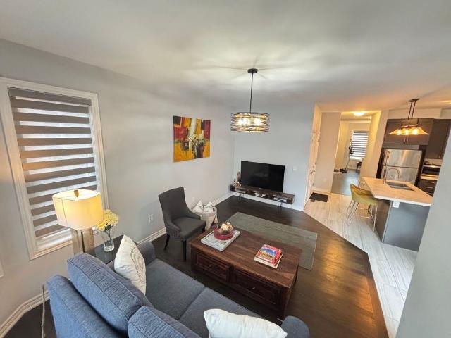 For Lease 3 Frederick Pearson Street, East Gwillimbury, Ontario