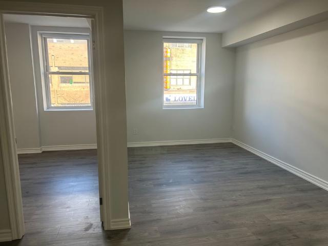 For Lease 3 Simcoe Street Unit# Unit 3, Oshawa, Ontario