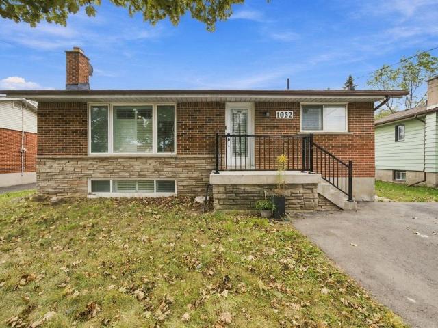 For Lease 1052 Fennell Avenue Unit# LOWER, Hamilton, Ontario