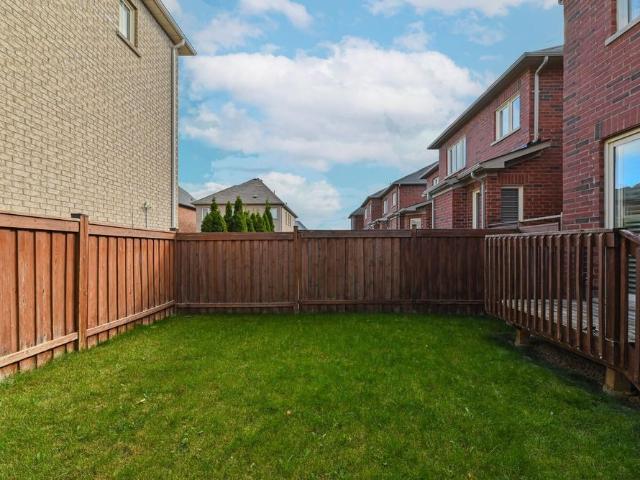 For Lease 105 Sky Harbour Drive, Brampton, Ontario