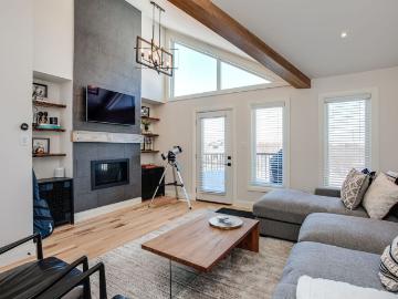 For Lease 106 Alpine Springs Court Unit# 10, Blue Mountains, Ontario