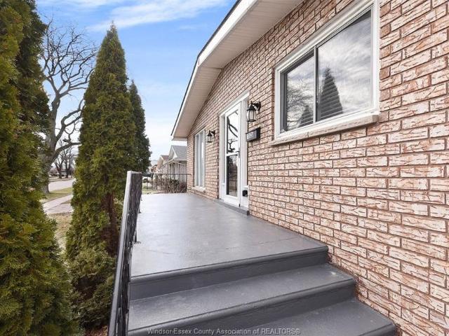 For Lease 10820 MULBERRY Drive Unit# LOWER, Windsor, Ontario