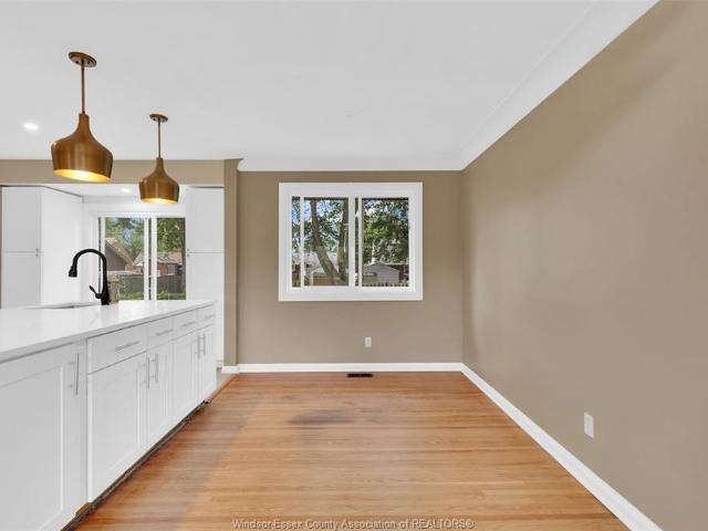 For Lease 1082 COVENTRY Unit# MAIN FLOOR, Windsor, Ontario