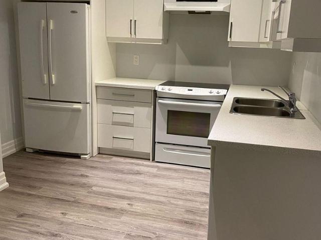 For Lease 108 Manitoba Street, Whitchurch Stouffville, Ontario