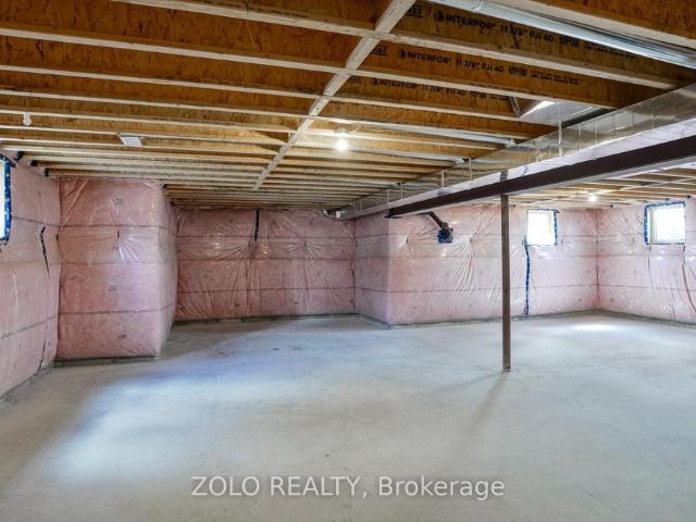 For Lease 1006 Holly Meadow Court Unit# 94, Lake of Bays, Ontario