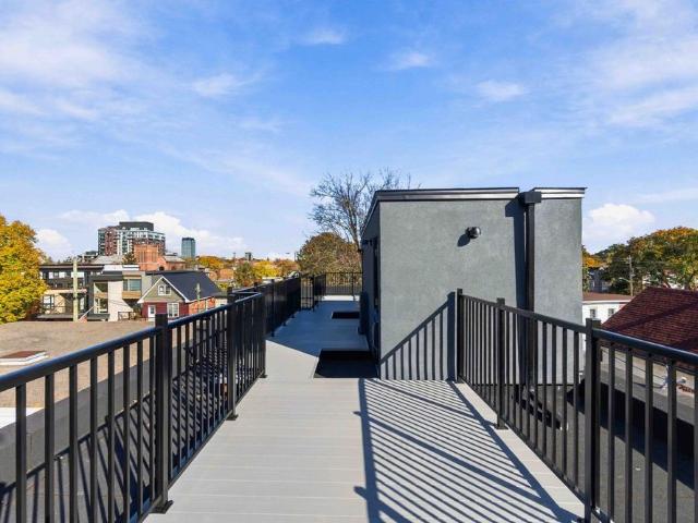 For Lease 100 Hamilton Avenue Unit# 8, Tunneys Pasture and Ottawa West, Ontario