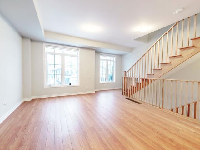 For Lease 1028 Dyas Avenue, Oshawa, Ontario