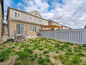 For Lease 102 Charcoal Way, Brampton, Ontario