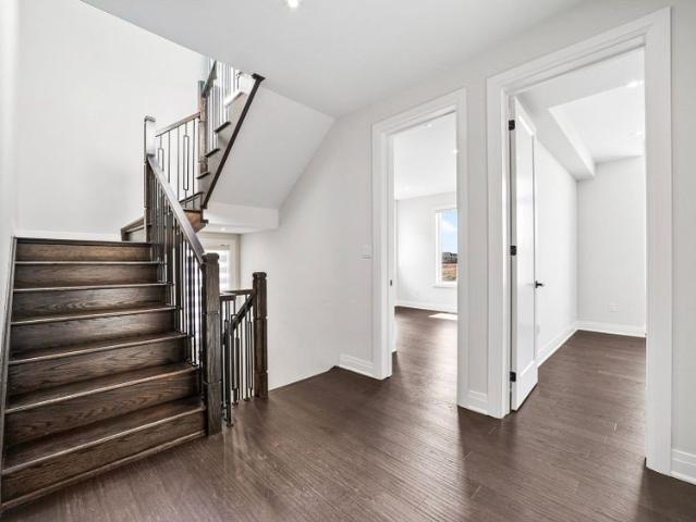 For Lease 102 Settlers Road, Oakville, Ontario