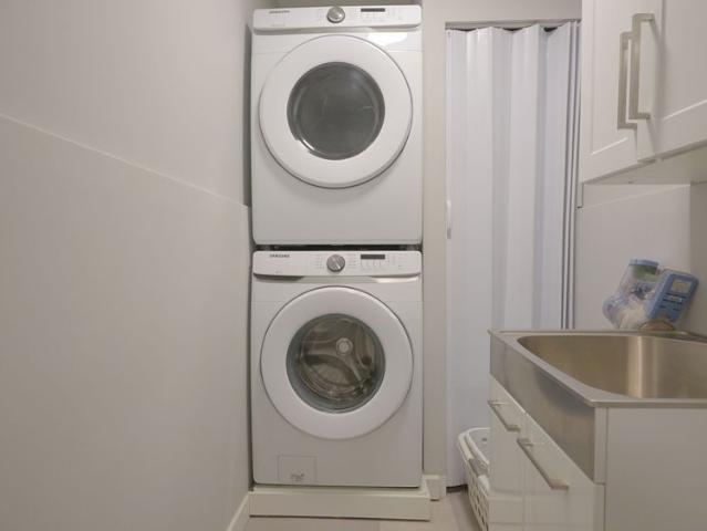 For Lease 10 Cooper Street Unit# 203, Cambridge, Ontario