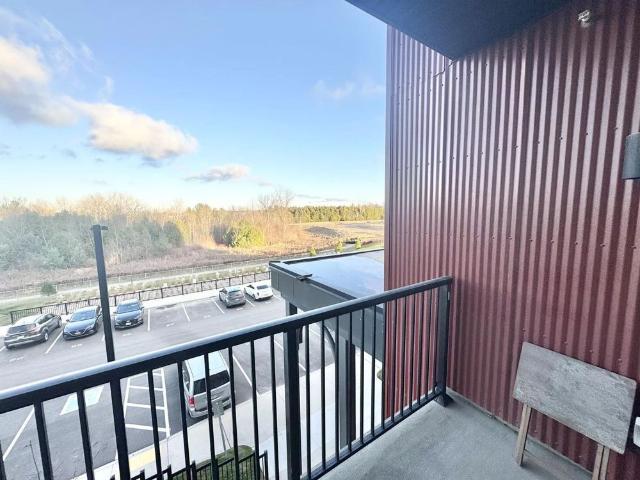 For Lease 10 Culinary Lane Unit# 205, Barrie, Ontario