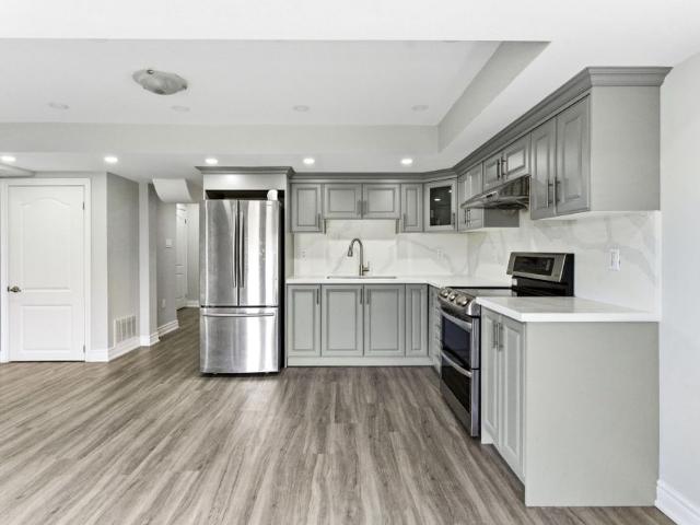 For Lease 10 Burrows Court, Kawartha Lakes, Ontario