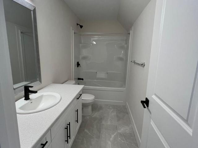 For Lease 10 Julie Crescent Unit# LOWER, London South, Ontario
