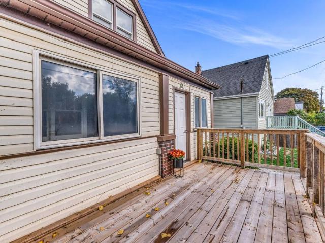 For Lease 10 Locarno Avenue, Hamilton, Ontario