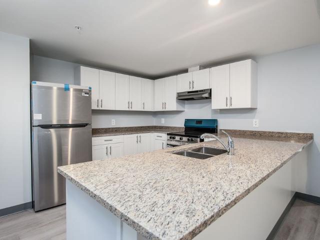 For Lease 10 Queen Street Unit# 002, St. Thomas, Ontario