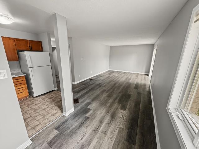 For Lease 10 Riverside Drive Unit# 101, Kawartha Lakes, Ontario