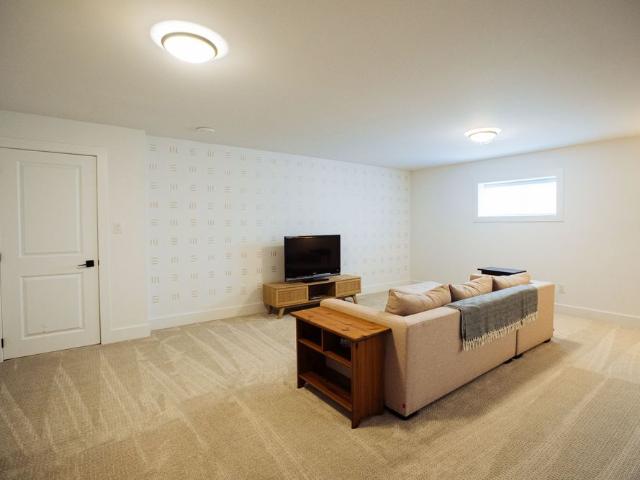 For Lease 114 Black Willow Crescent, Blue Mountains, Ontario