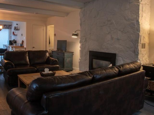 For Lease 114 Chamonix Crescent, Blue Mountains, Ontario