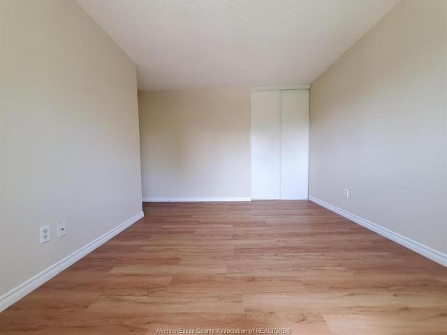 For Lease 114 LILLIAN Drive Unit# B, Waterloo, Ontario