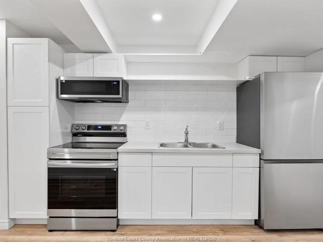 For Lease 115 WASHINGTON Unit# LOWER, Colchester, Ontario