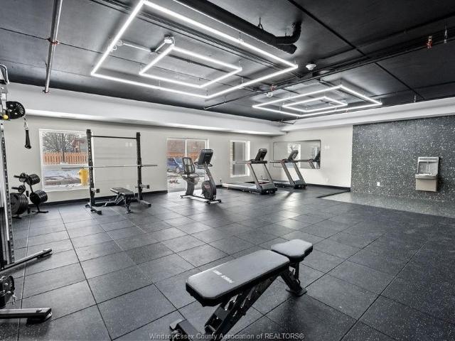 For Lease 11646 TECUMSEH Road Unit# 201, Windsor, Ontario