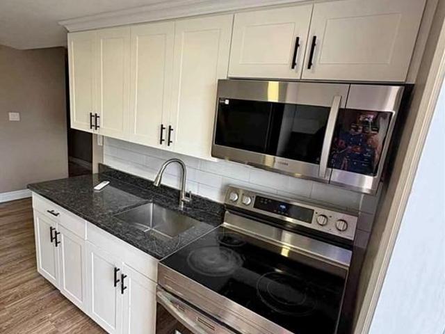 For Lease 1175 WYANDOTTE Street, Windsor, Ontario