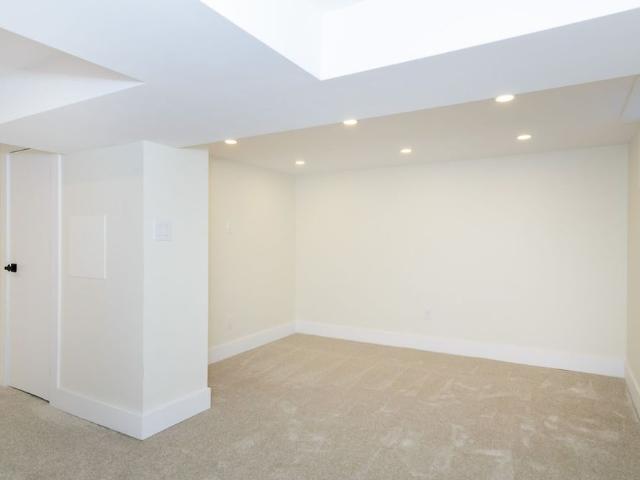 For Lease 1175 Dunsmure Road Unit# Lower, Hamilton, Ontario