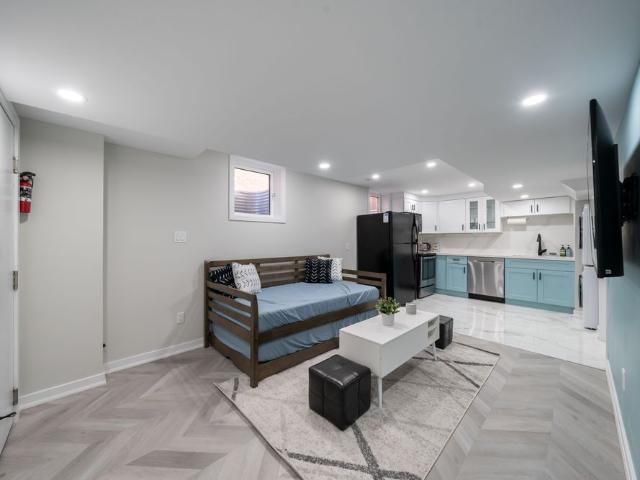For Lease 119 Toscana Drive Unit# Bsmt, Whitby, Ontario