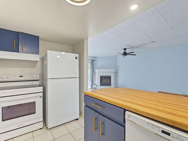 For Lease 1102 Horseshoe Valley Road Unit# 215, Oro Medonte, Ontario