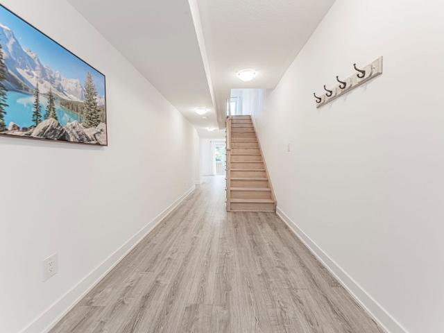 For Lease 110 Covington Crescent, Whitchurch Stouffville, Ontario