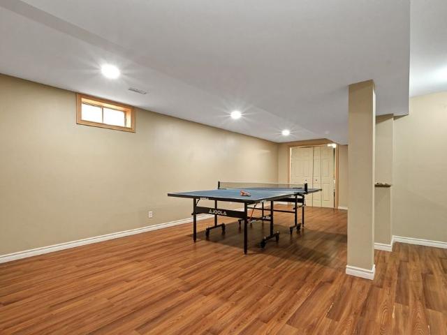 For Lease 111 Beechfern Drive, Stittsville Munster Richmond, Ontario
