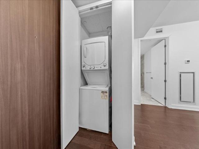 For Lease 111 Champagne Avenue Unit# 406, Dows Lake Civic Hospital and Area, Ontario