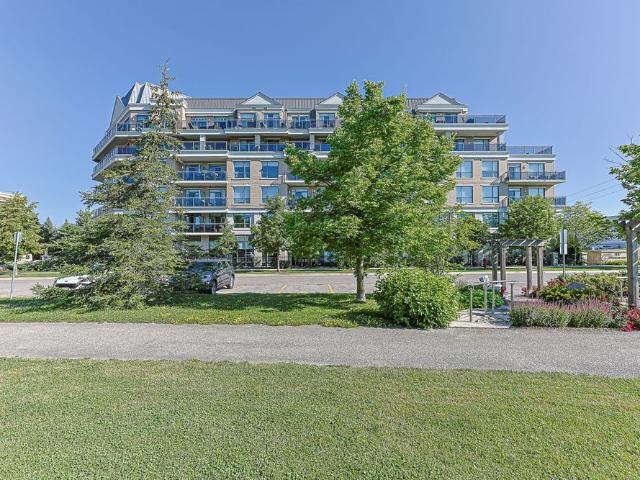 For Lease 111 Civic Square Gate Unit# 210, Aurora, Ontario