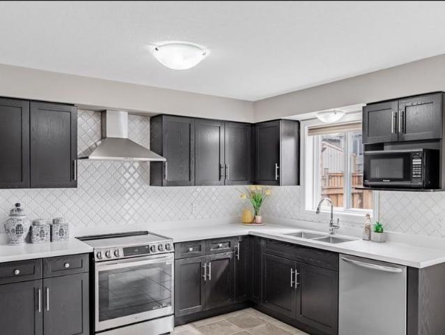 For Lease 111 JOHN BRABSON Crescent, Guelph, Ontario