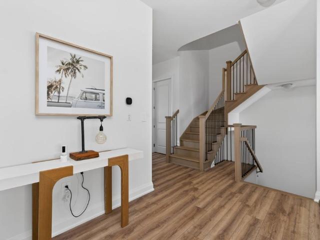 For Lease 11 Bay Street Unit# 9, Blue Mountains, Ontario